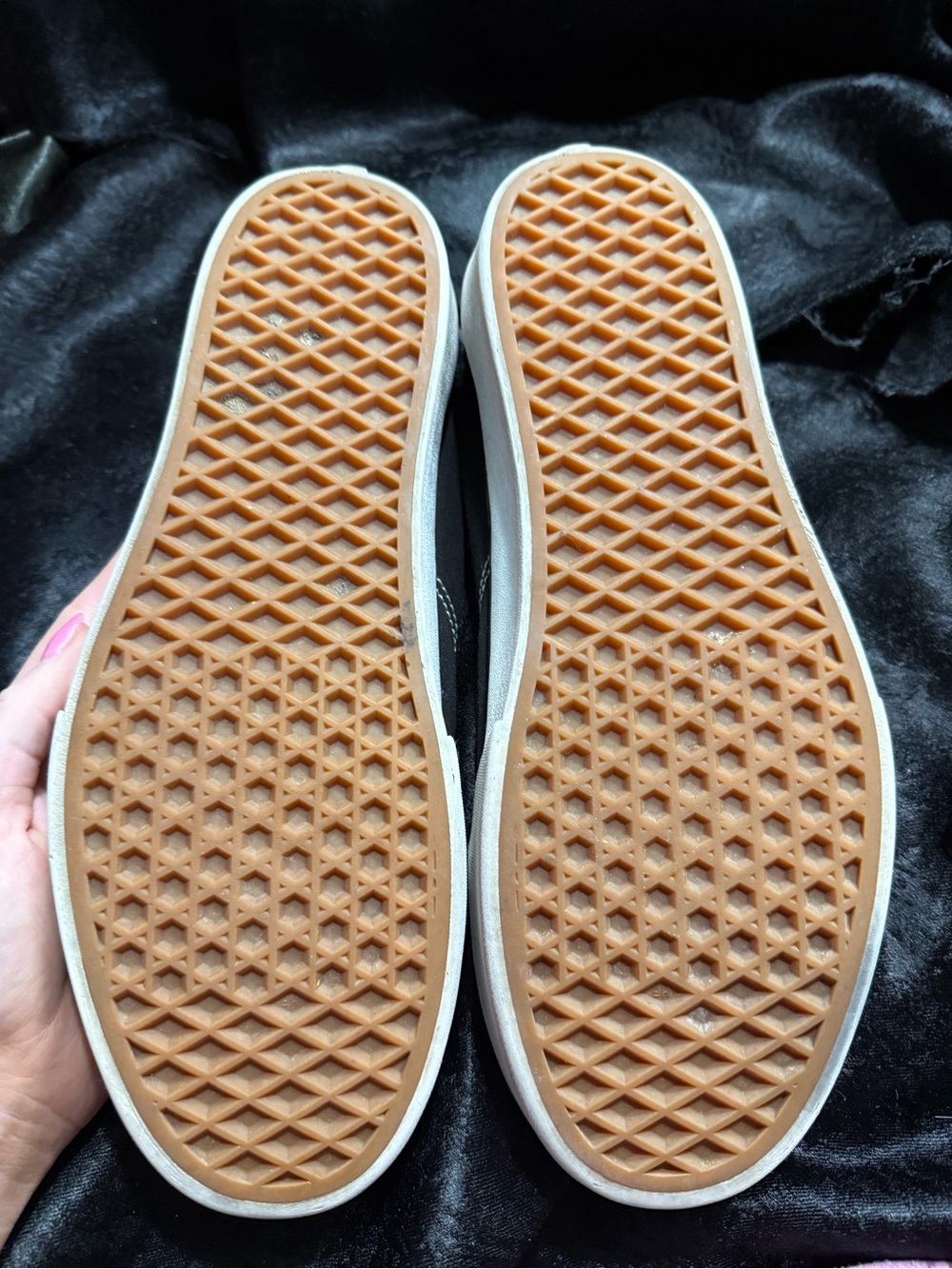 Vans Black and White Low-Top Skate Sneakers-womens 10.5 - Picture 5 of 6